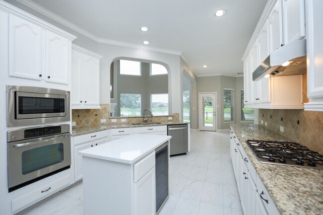Building Photo - 21719 China Green Dr