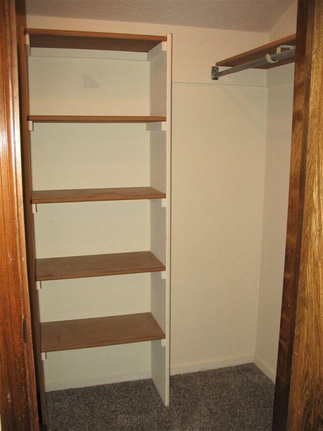 Building Photo - 303 Pierce St