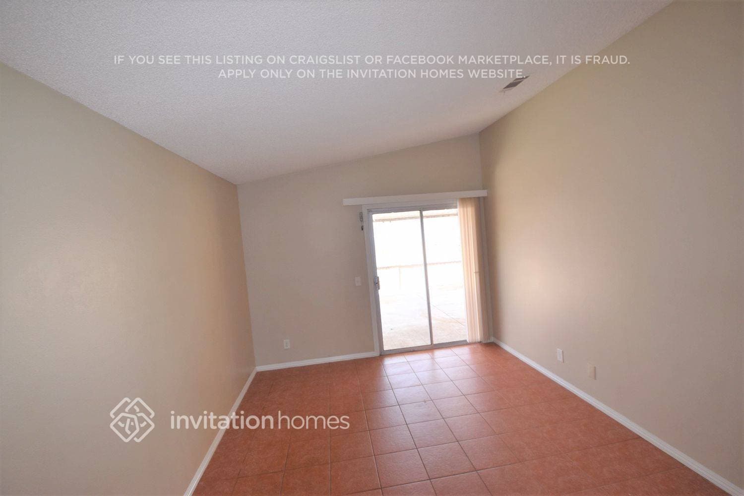 Building Photo - 27394 Rustic Ln