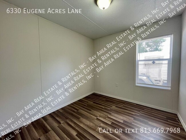 Building Photo - 6330 Eugene Acres Ln