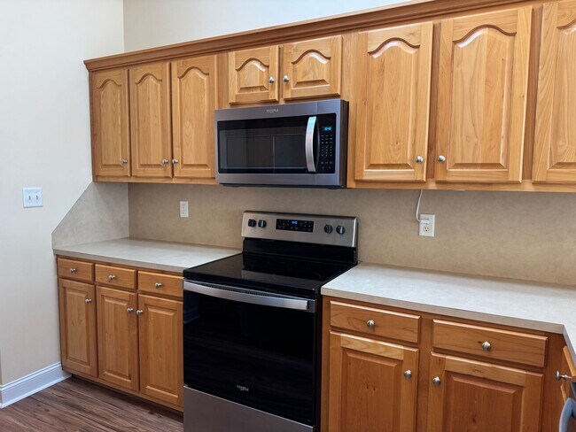 Building Photo - One Bedroom Condo in The Terraces of Denver!