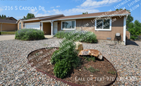 Building Photo - Bright & Updated Ranch in Pueblo West!