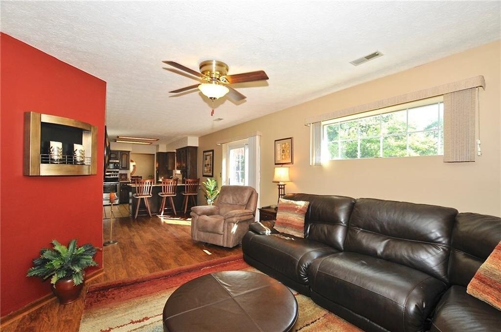 Building Photo - 9339 Embers Way
