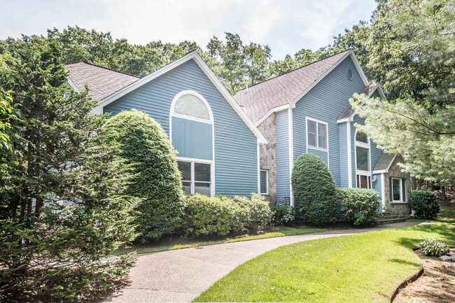 Building Photo - 8 Patriot Way