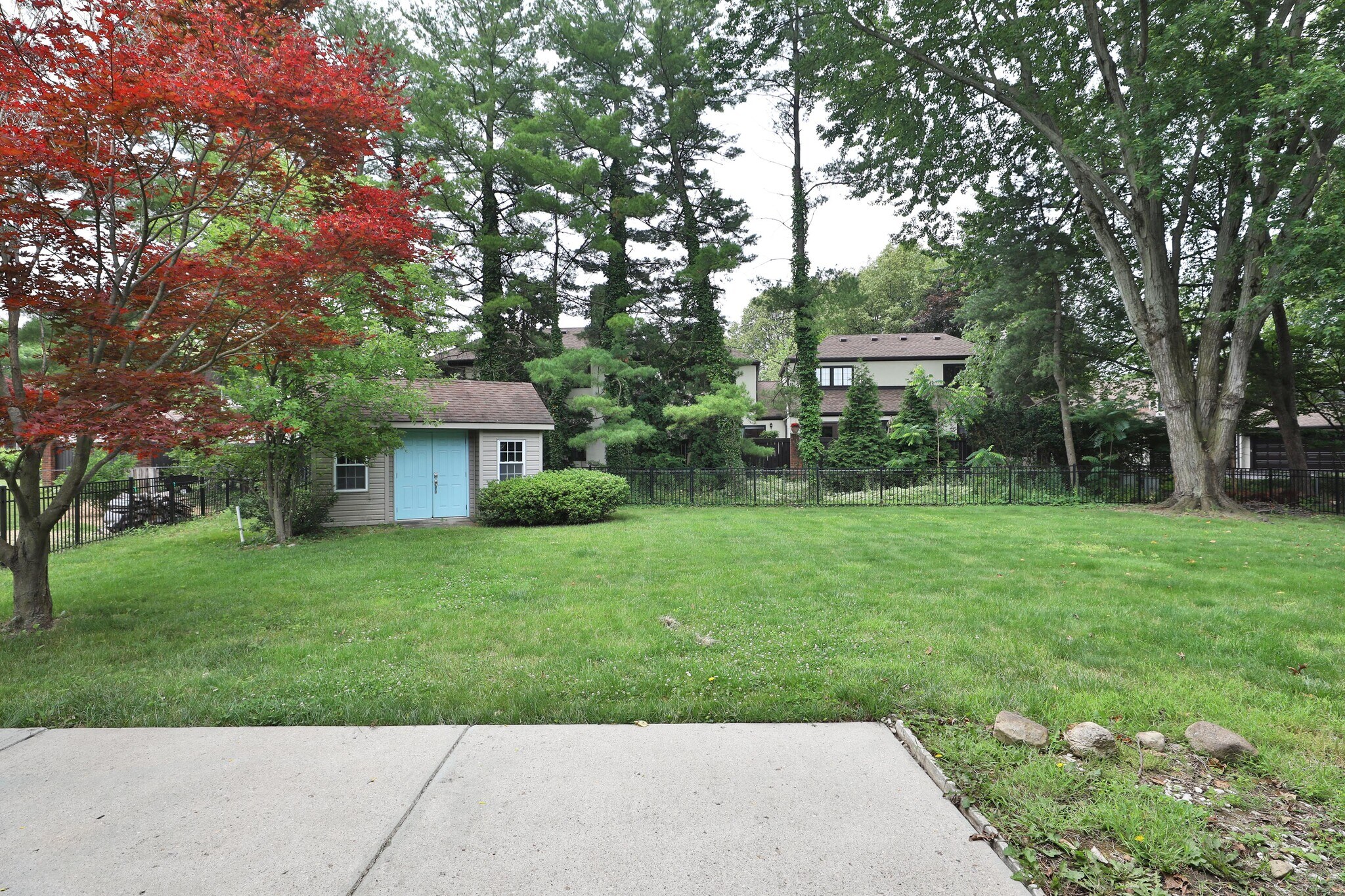 Building Photo - 7002 Wethersfield Pl