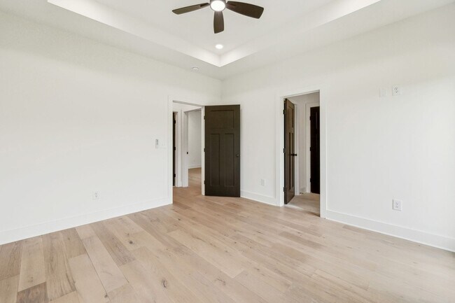 Building Photo - 815 Oconnor St