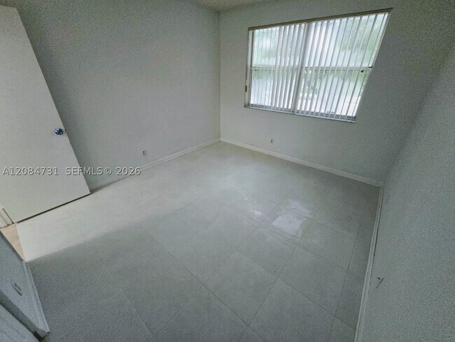 Building Photo - 8701 Wiles Rd
