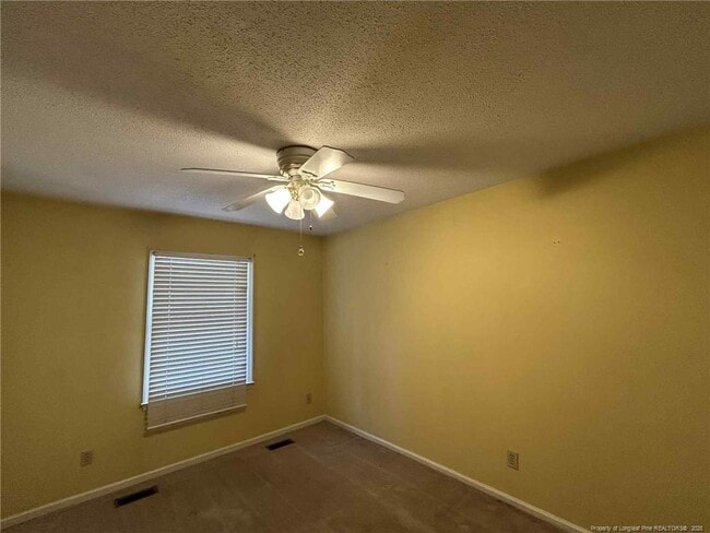 Building Photo - 2410 Fairfax Pl