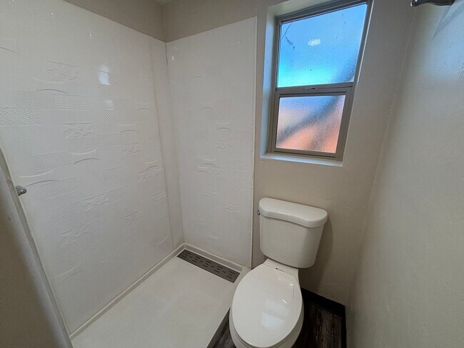 Building Photo - 5128 E Pima St