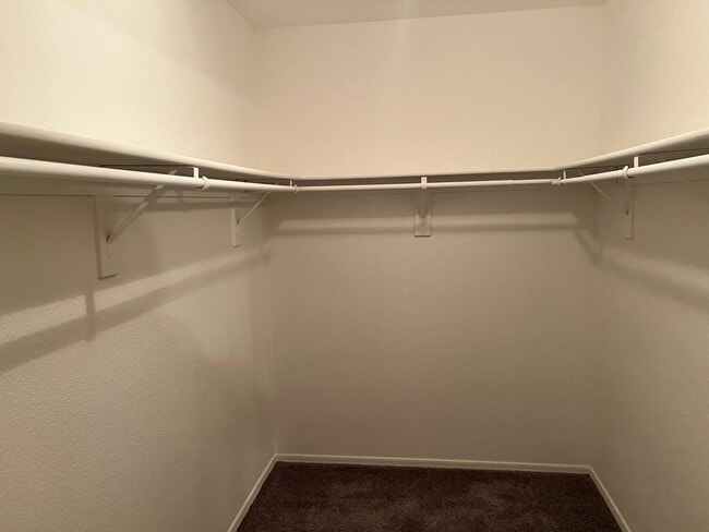 Building Photo - 3256 S Chaparral Rd