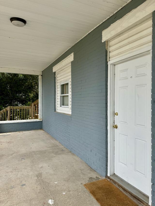 Building Photo - 3 bedroom in Huntington WV 25701