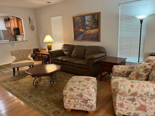 Building Photo - Spacious Sun City Home on Cul-De-Sac with Flexible terms