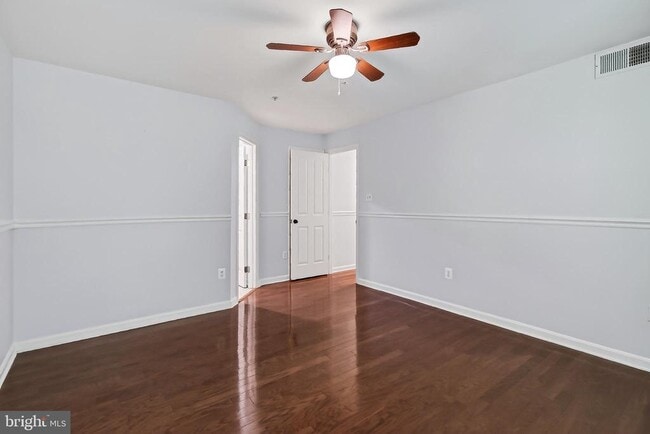 Building Photo - 4126 Monument Ct