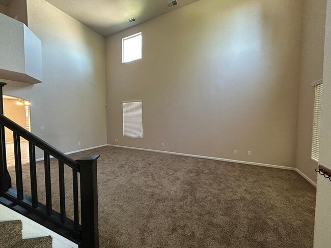 Building Photo - 3716 E Vassar Ct