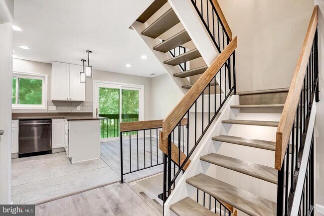 Building Photo - 2246 White Cornus Ln
