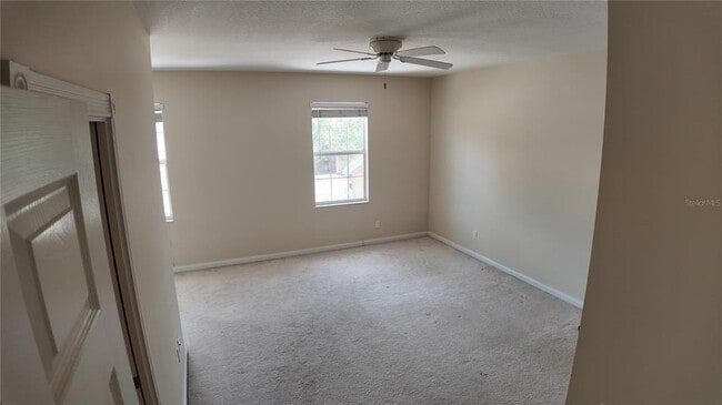 Building Photo - 8561 Insular Ln