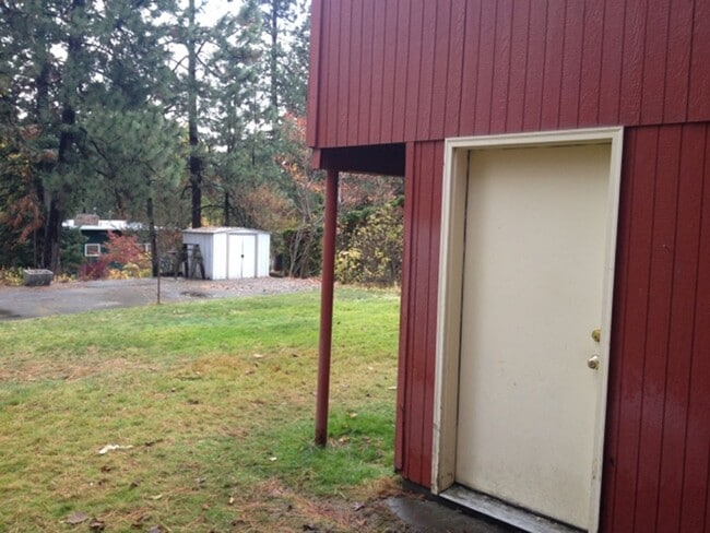 Building Photo - South Hill Charm