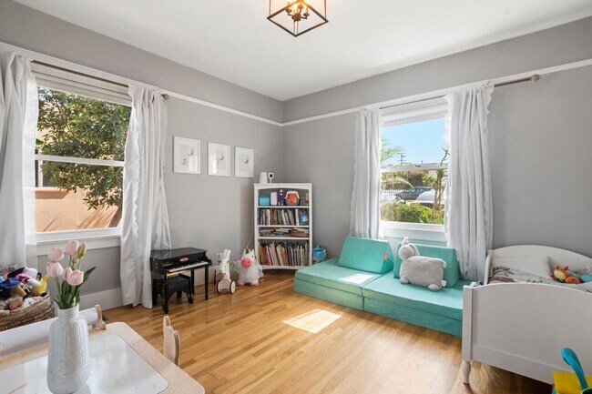 Building Photo - 4586-4590 Arizona Street-4586 Arizona St