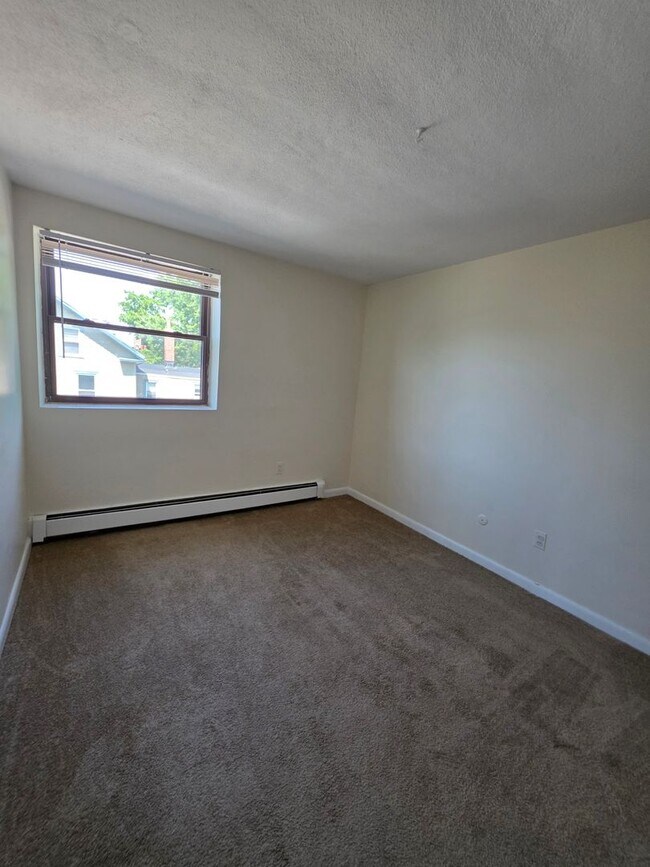 Building Photo - 23 Allston St