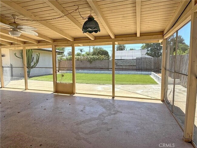 Building Photo - 840 Northwestern Dr