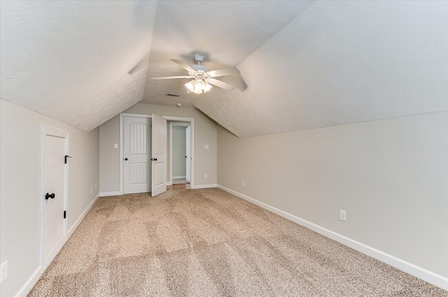 Building Photo - 1111 Sumter Landing Cir