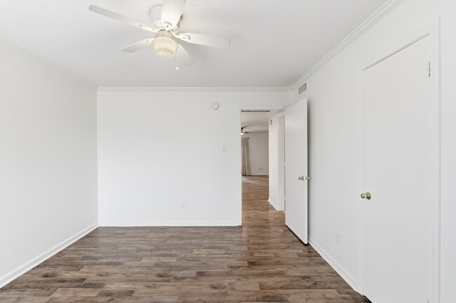 Building Photo - 6734 Quail Hollow Ct