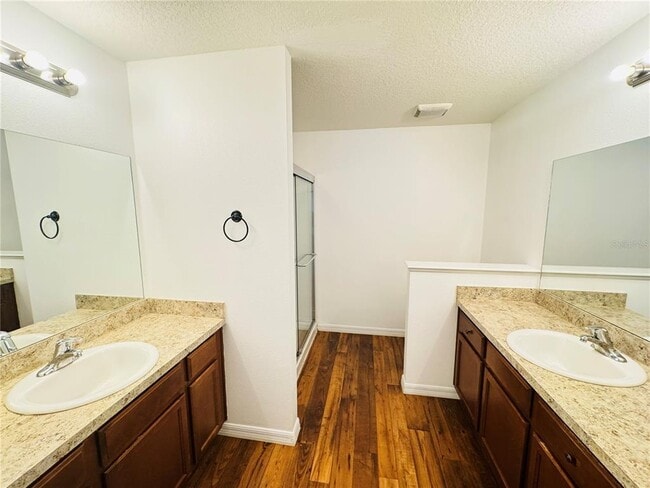 Building Photo - 1090 Woodlark Dr