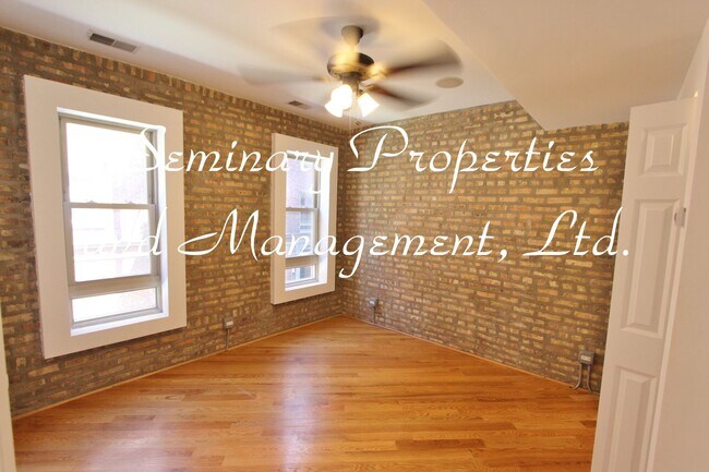 Interior Photo - 5653-59 N. Magnolia