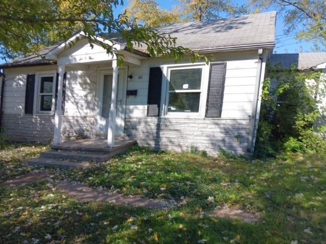 Building Photo - 603 Cooper Dr