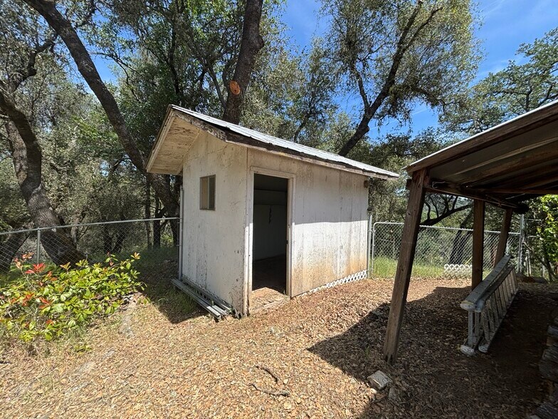 Building Photo - 6540 Browns Rd
