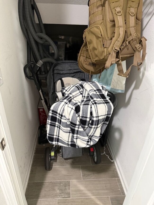 Building Photo - Like New 4/2.5 St. Augustine