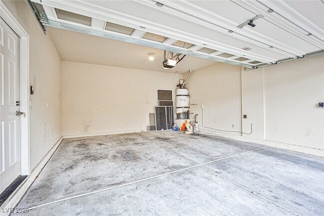 Building Photo - 7230 Summit Lake Ct