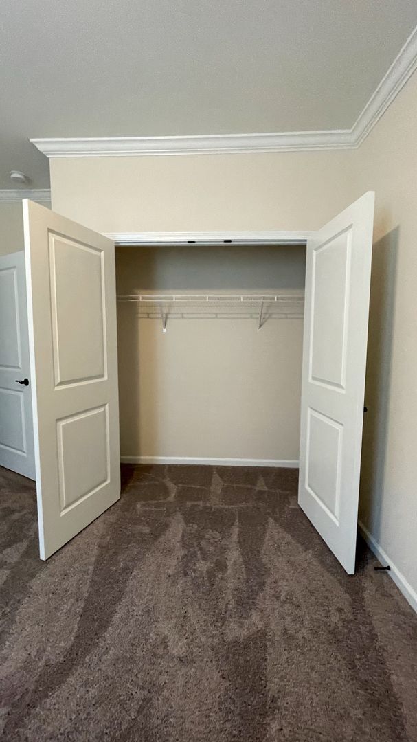 Building Photo - Beautiful home featuring 4 Bedrooms, 3 Full Baths, Flex Space/Office located in the highly sought...