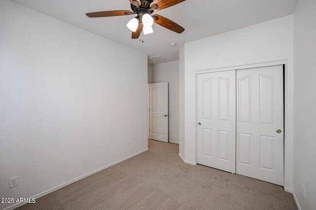 Building Photo - 10398 W Rosewood Ln