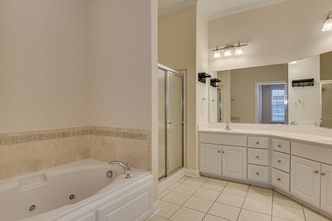 Building Photo - Price Drop Alert!  Fall Rental Specials No...