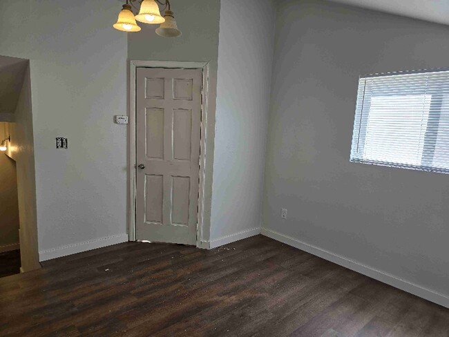 Building Photo - 673 Whittle Ln