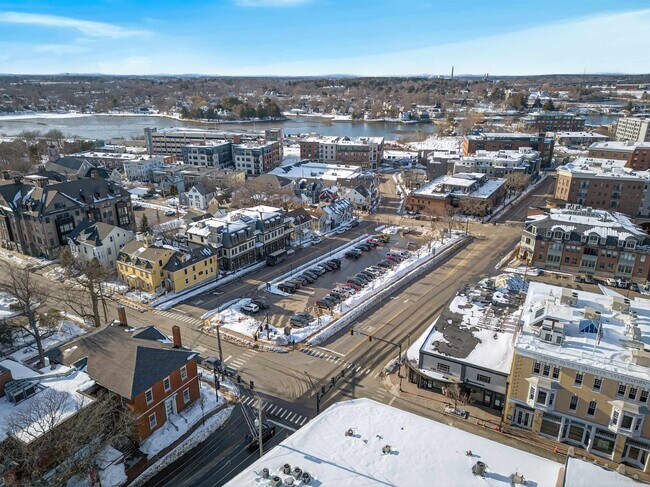 Building Photo - 7 Islington St