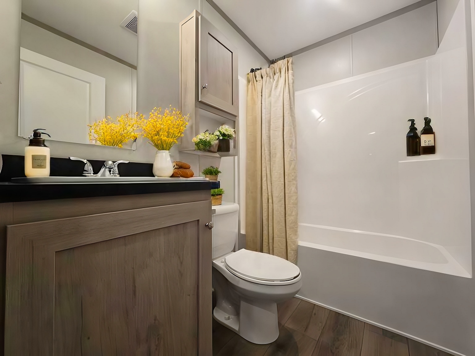 Building Photo - 119 Georgia St