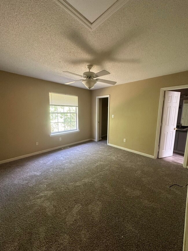 Building Photo - 2470 Nugget Ln