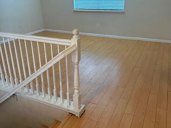 Building Photo - This beautifully updated 3-bedroom home features a spacious loft that can easily be converted int...