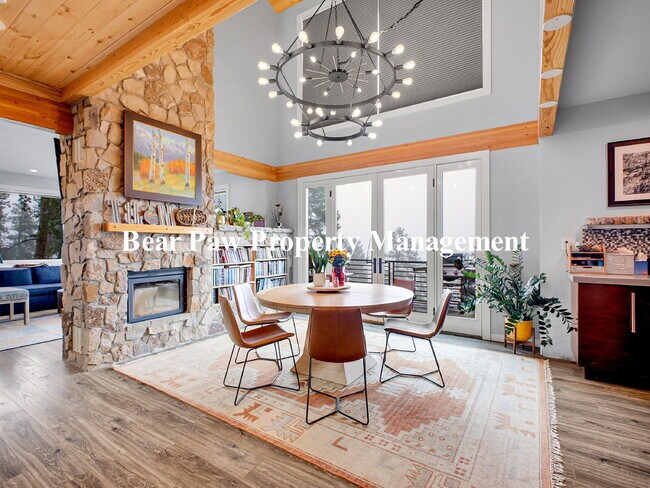 Building Photo - "Spacious 5-Bed Retreat with 3.5 Baths on ...