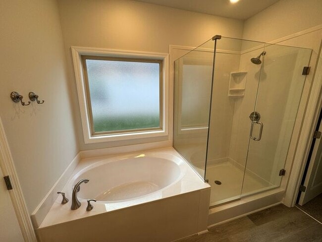 Building Photo - New construction home with move in special!