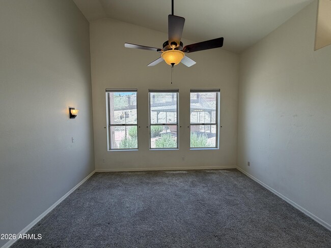 Building Photo - 15844 S 23rd Pl