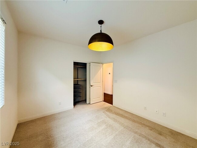 Building Photo - 285 Mandarin Hill Ln
