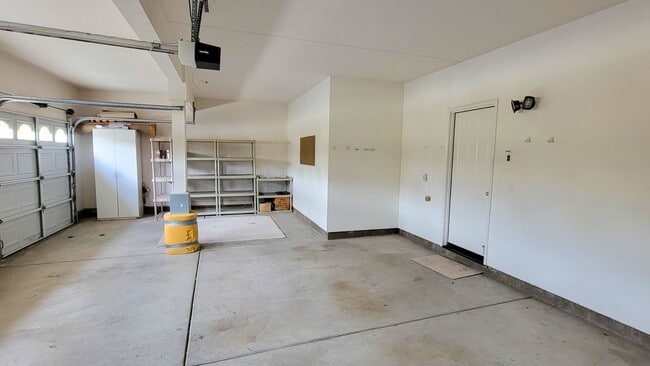 Building Photo - 12138 Wooded Vista Ln