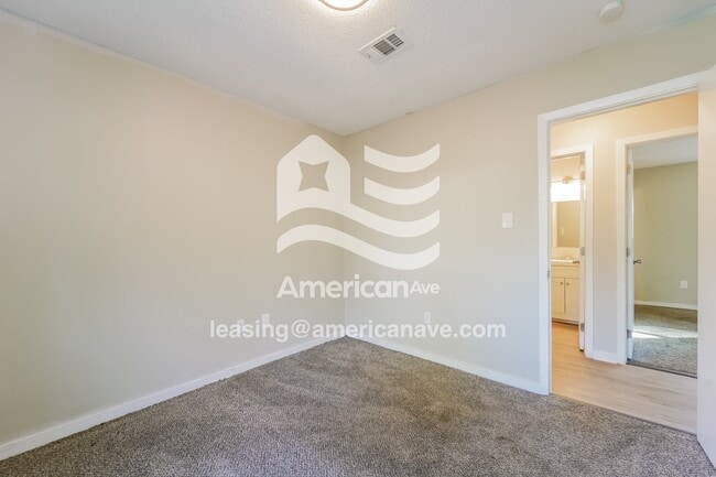 Building Photo - 2636 Revere St