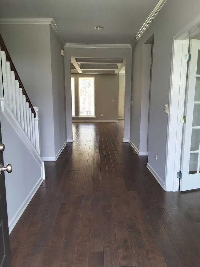 Building Photo - Knoxville 37934 - Farragut - Short term Lease Only - 3 bedroom, 2.5 bath home - Contact Sharon Ar...