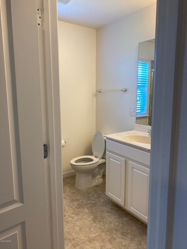 Building Photo - 202 Wentworth Grande Dr