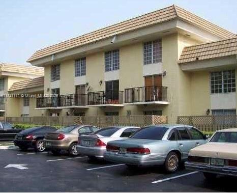 Building Photo - 8550 SW 109th Ave