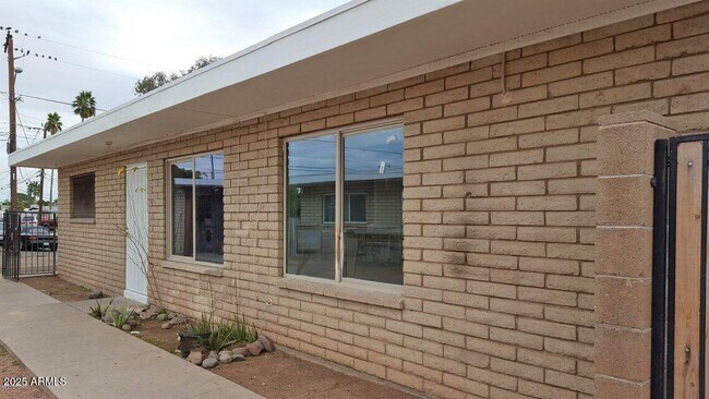 Building Photo - 3125 N 66th St